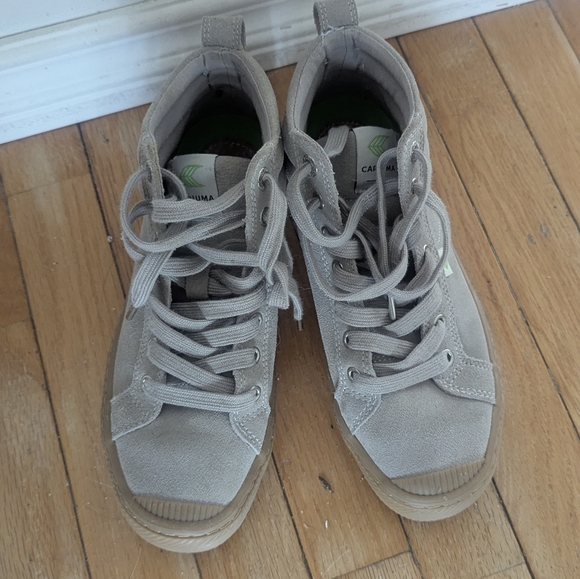 Cariuma High Gum Cloud Grey Suede Sneakers - Picture 4 of 5